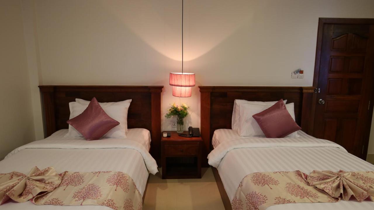 Holy Angkor Hotel シェムリアップ 部屋 写真