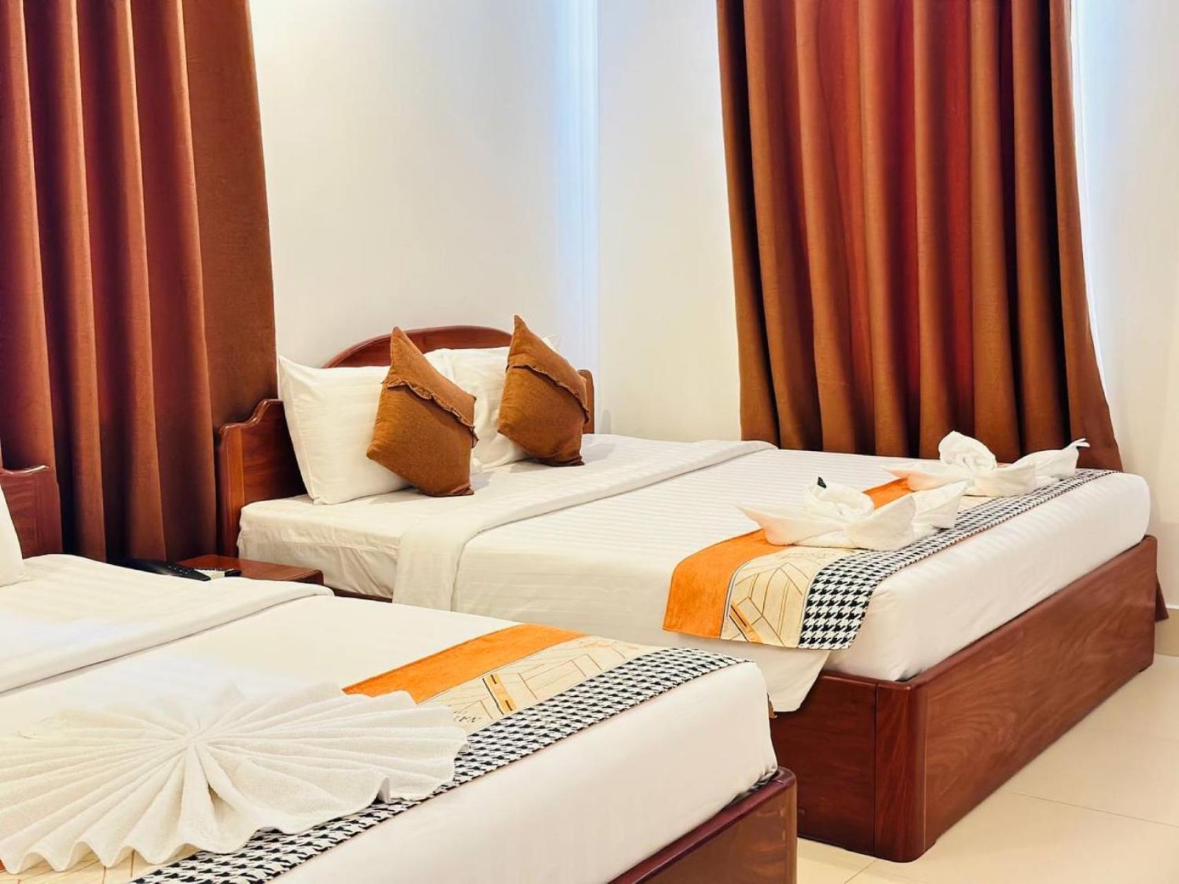 Holy Angkor Hotel シェムリアップ エクステリア 写真