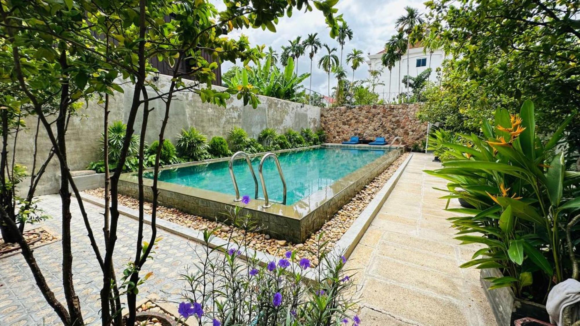 Holy Angkor Hotel シェムリアップ エクステリア 写真